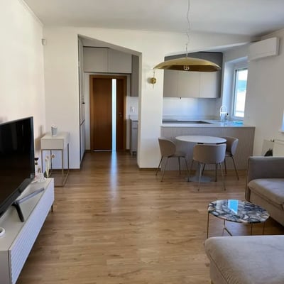 Location d’un appartement confortable de 3 pièces, 75 m², dans le quartier Nové Mesto, Bratislava, Slovaquie